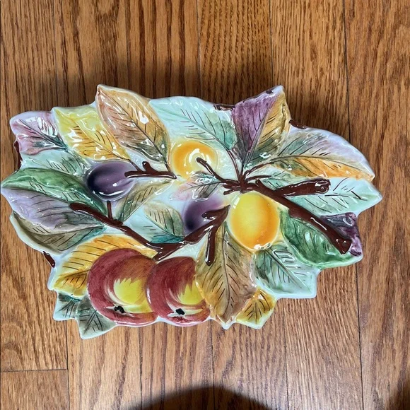 Colorful Majolica Plates Set of 4 - Picture 3 of 5